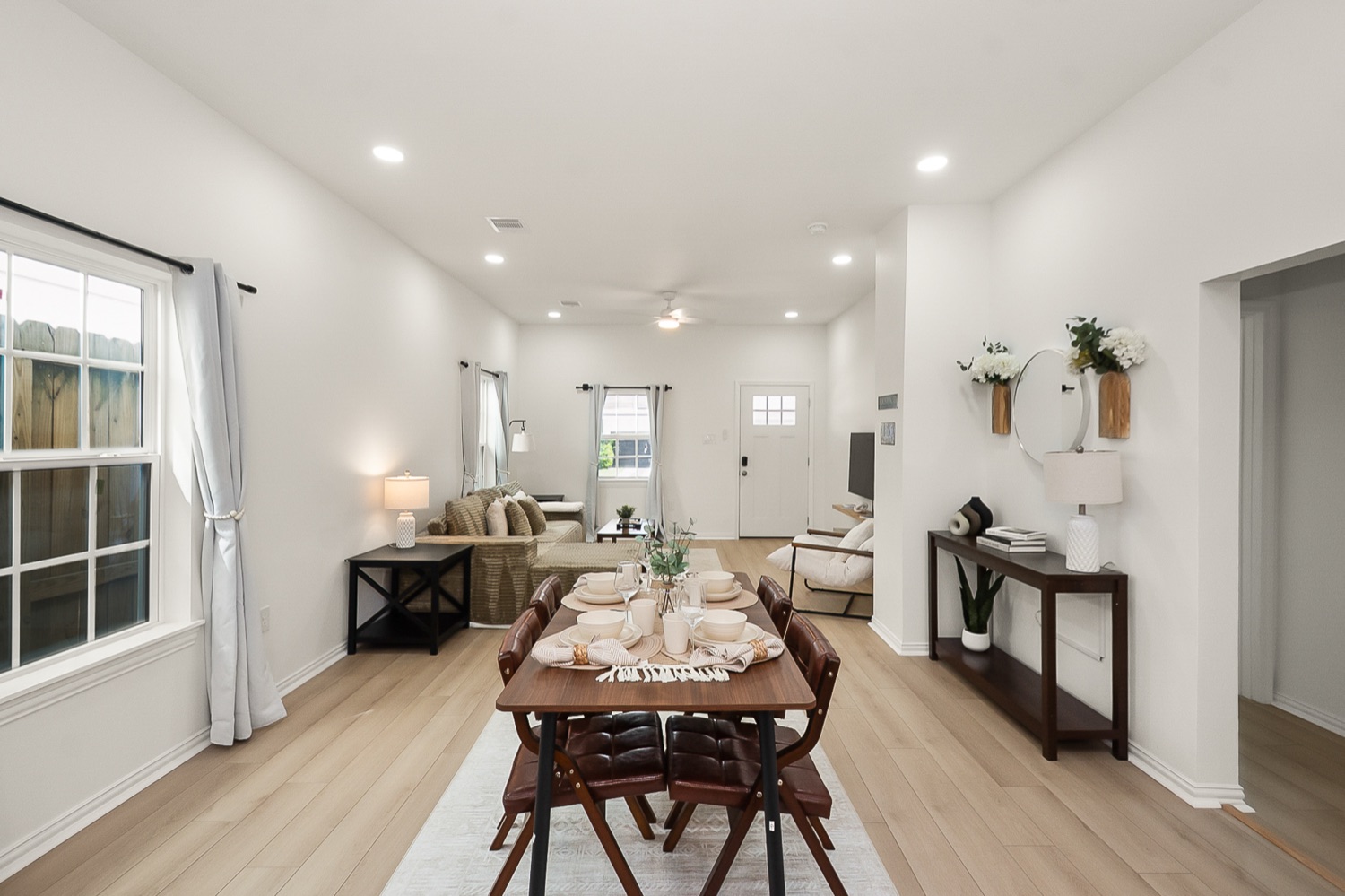 Luxury 3BR Home — photo 18