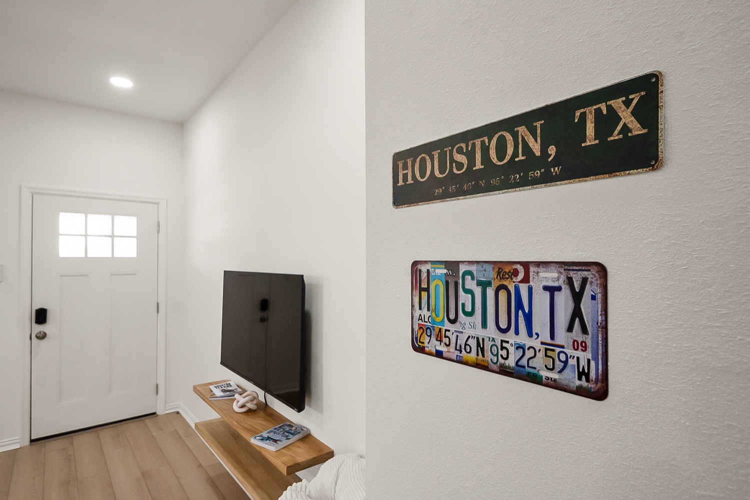 Luxury 3BR Home — photo 20