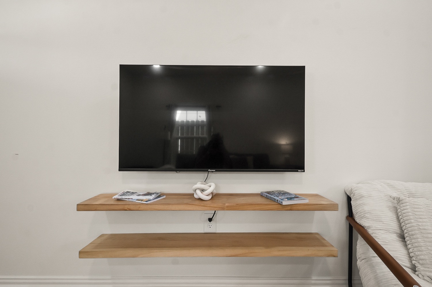 Luxury 3BR Home — photo 21