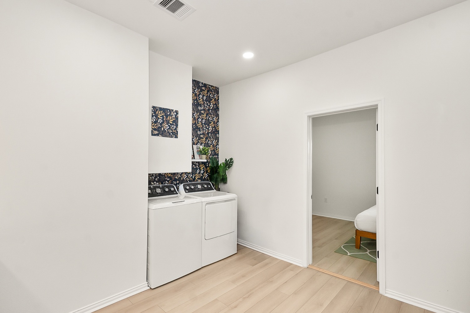 Luxury 3BR Home — photo 24