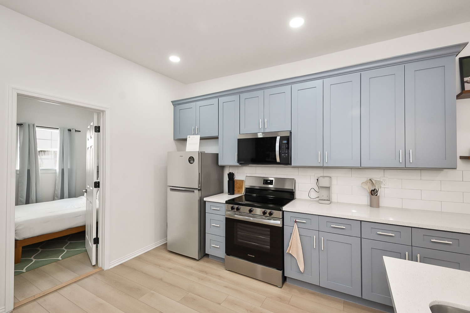 Luxury 3BR Home — photo 29