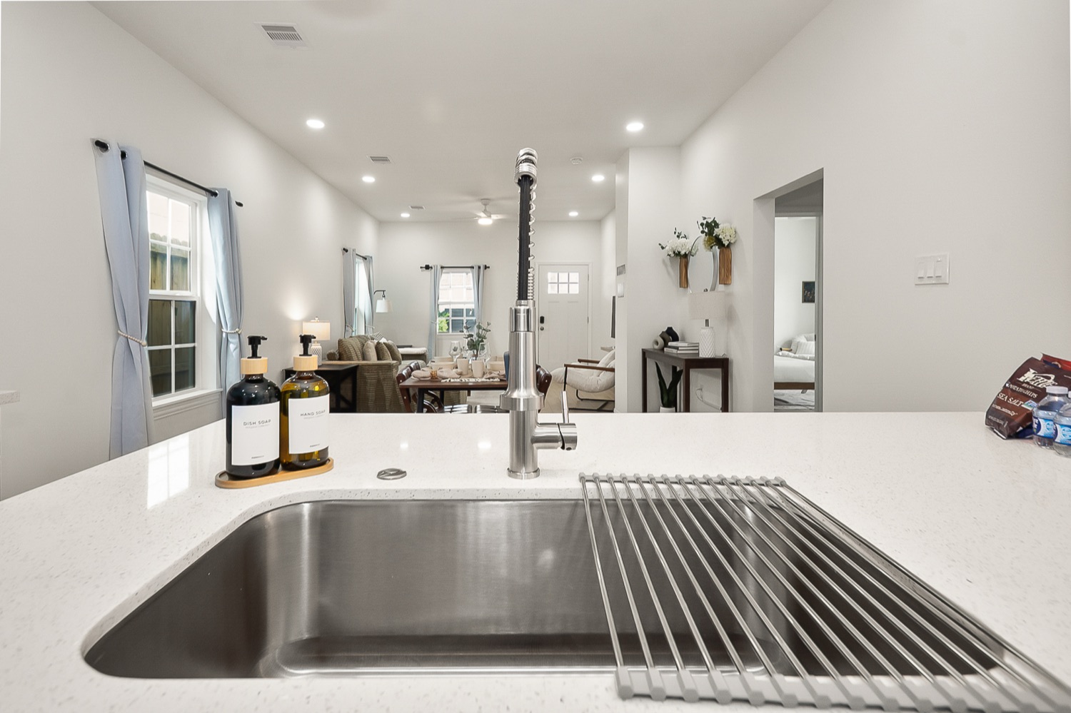 Luxury 3BR Home — photo 31