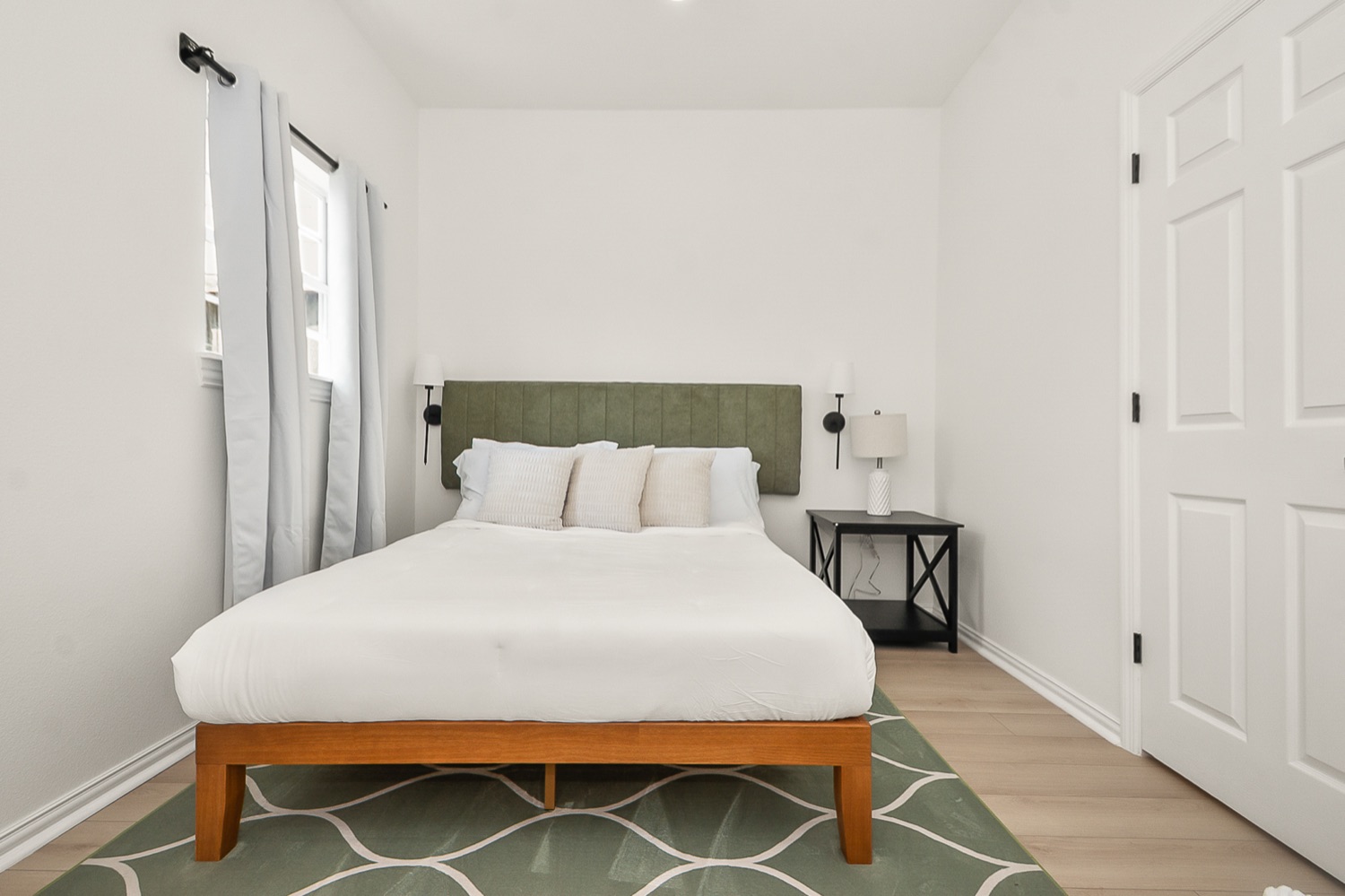 Luxury 3BR Home — photo 35