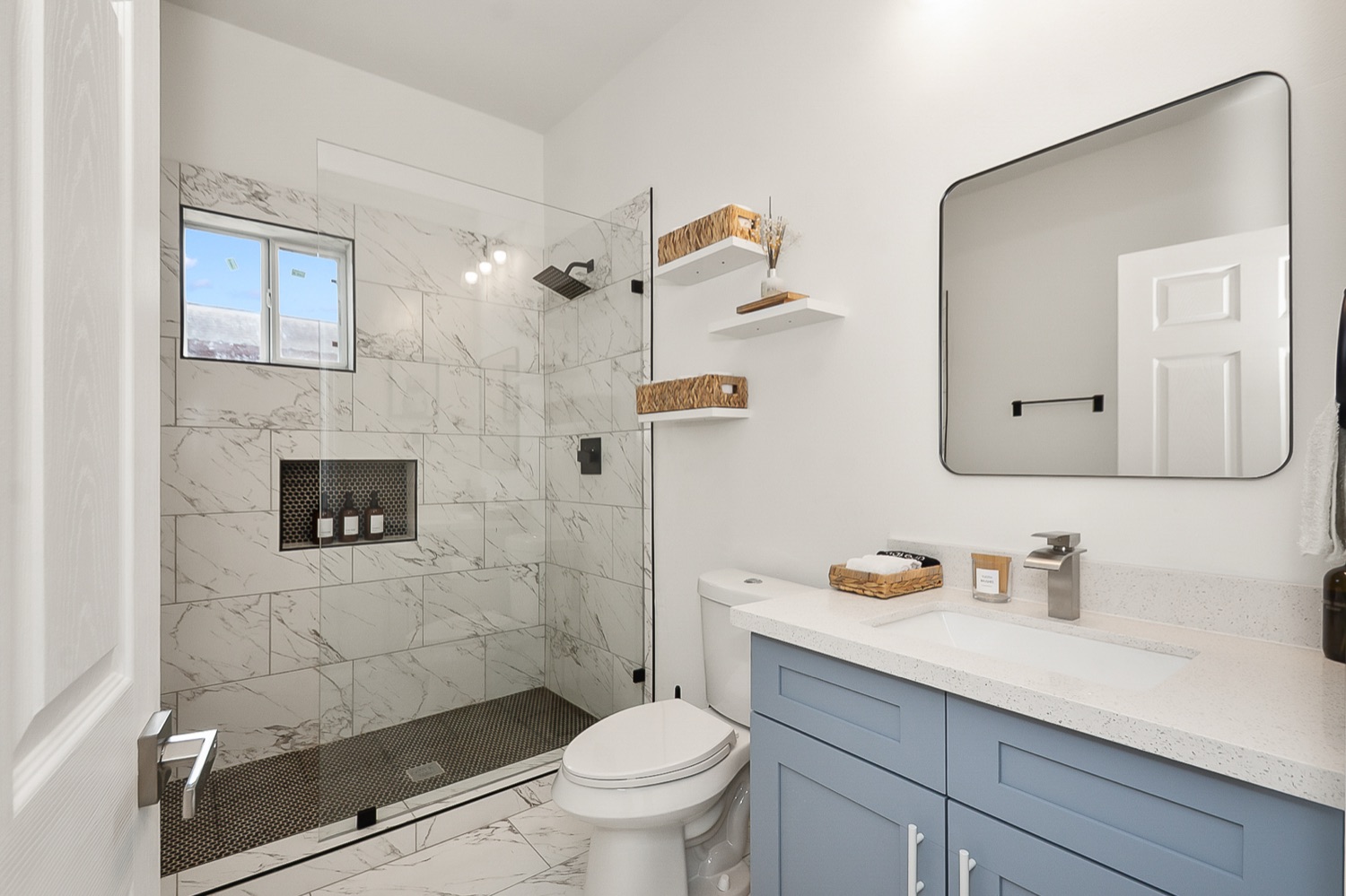 Luxury 3BR Home — photo 37