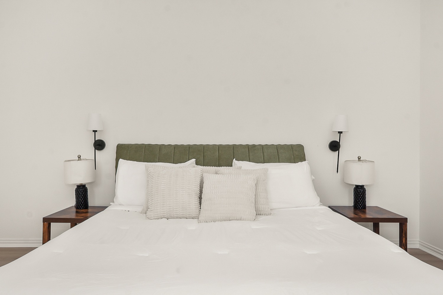 Luxury 3BR Home — photo 43