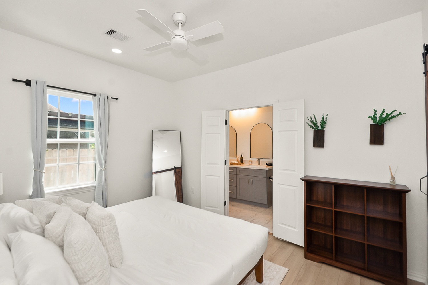 Luxury 3BR Home — photo 44