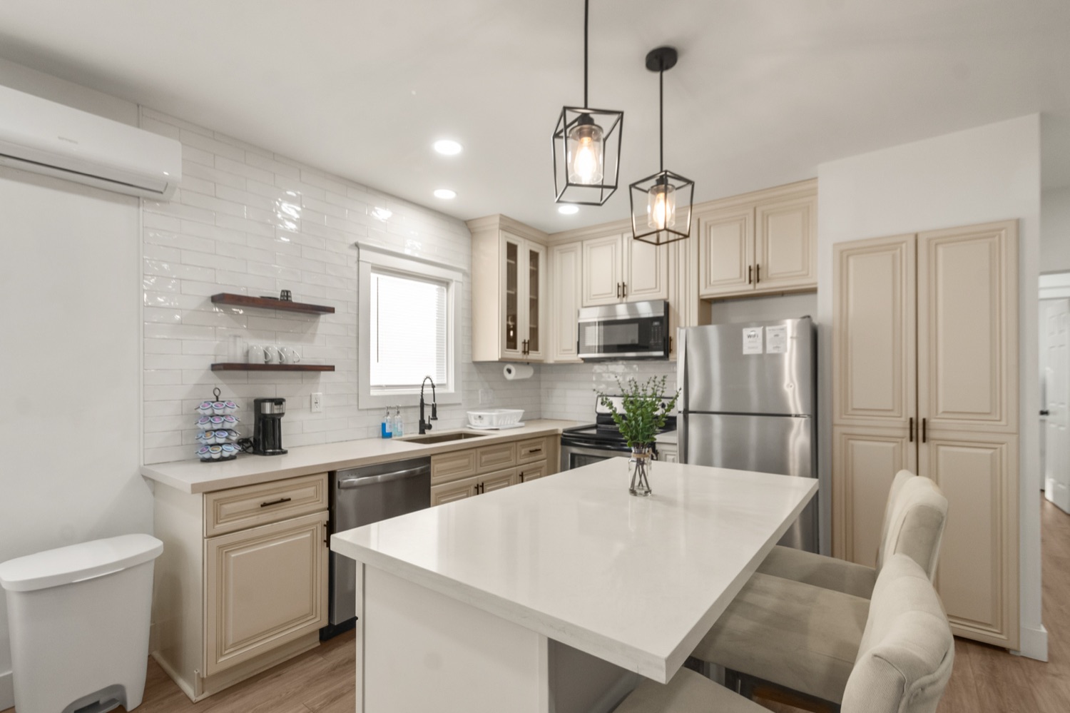 EaDo Apt — photo 16